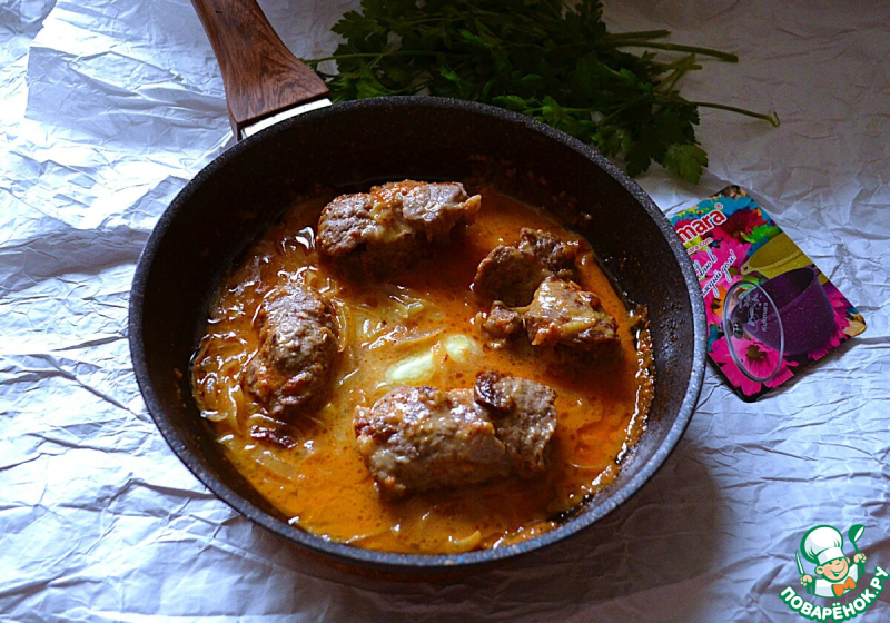 Рулетики с сыром и жареным луком