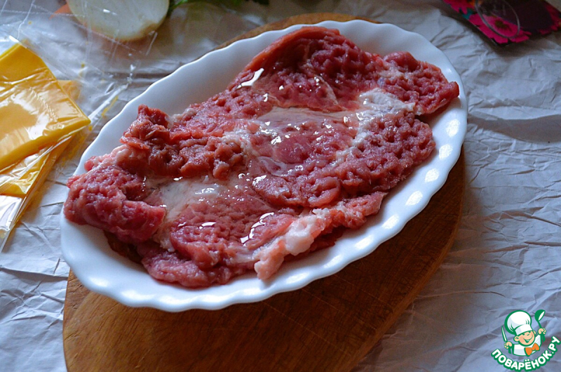 Рулетики с сыром и жареным луком