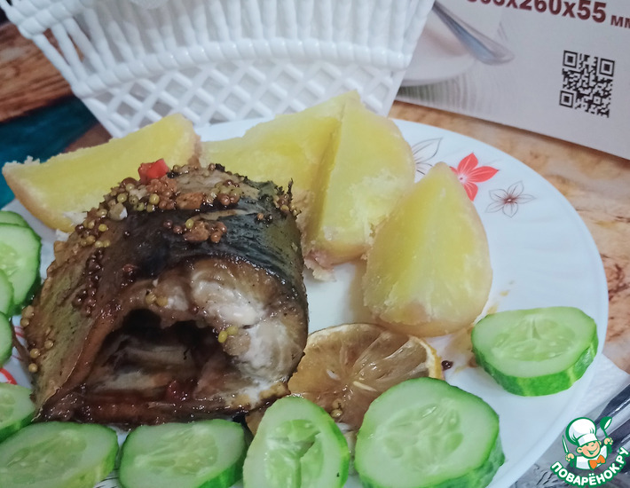 Рецепт: Скумбрия на подушке из лимона в духовке