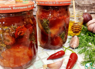 Слива фаршированная в медовом маринаде
