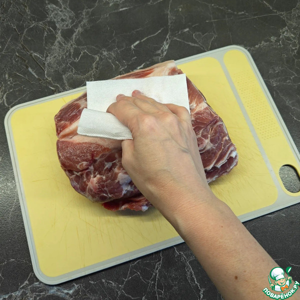 Свиная шея с ароматной корочкой