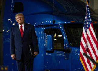 Трамп отрицал причастность Белого дома к ограничению спутниковой системы в Украине