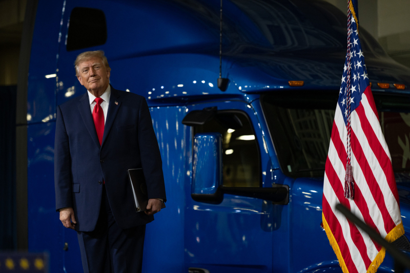Трамп отрицал причастность Белого дома к ограничению спутниковой системы в Украине