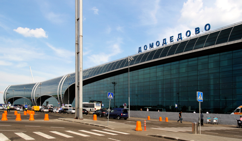 В московских аэропортах с 10 октября отменили почти тысячу рейсов
