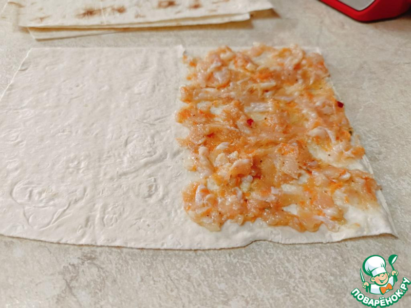 Вафли из лаваша с куриным фаршем