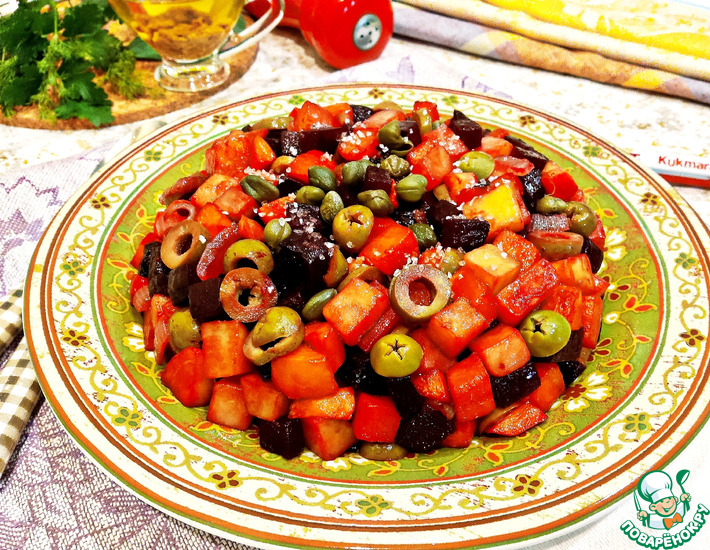 Рецепт: Жареный винегрет с оливками и каперсами