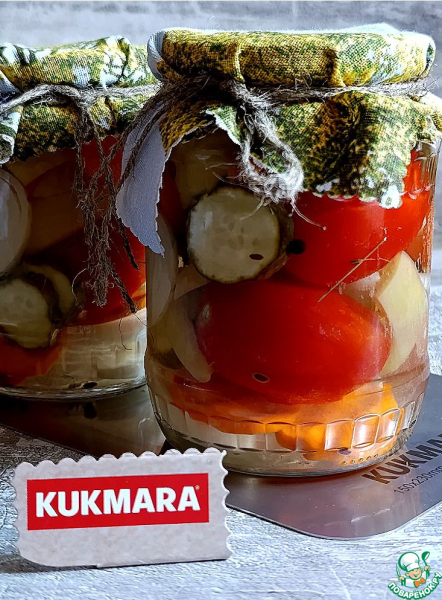 Ассорти из маринованных овощей