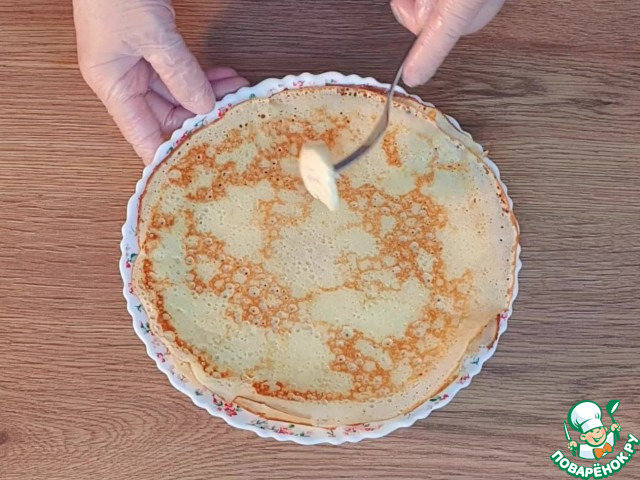 Блины на кипятке с грибной начинкой