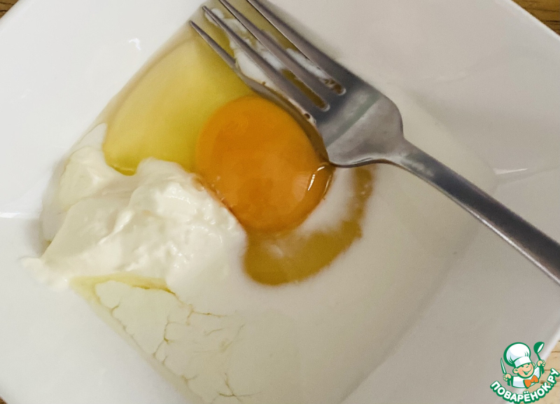 Быстрый завтрак с бананом и яйцом