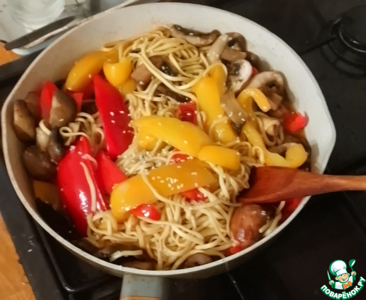 Чапче из овощей с лапшой