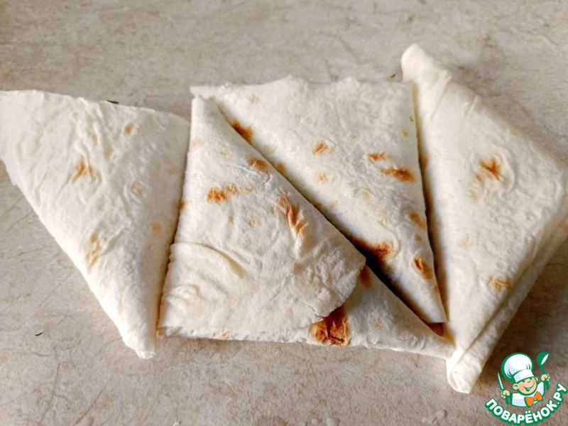 Чебуреки из лаваша с эстрагоном и орегано