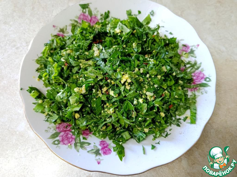 Чебуреки из рисовой бумаги с зеленью