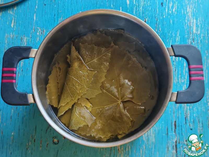 Долма с мясом и фасолью "Томатная"