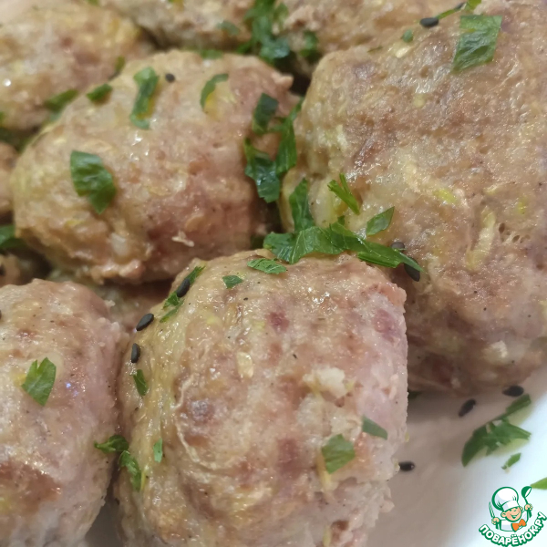 Домашние котлеты из кабачка с фаршем