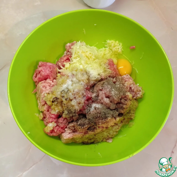 Домашние котлеты из кабачка с фаршем