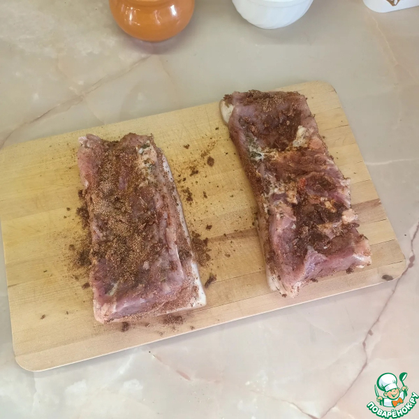 Домашняя грудинка, запеченная в фольге