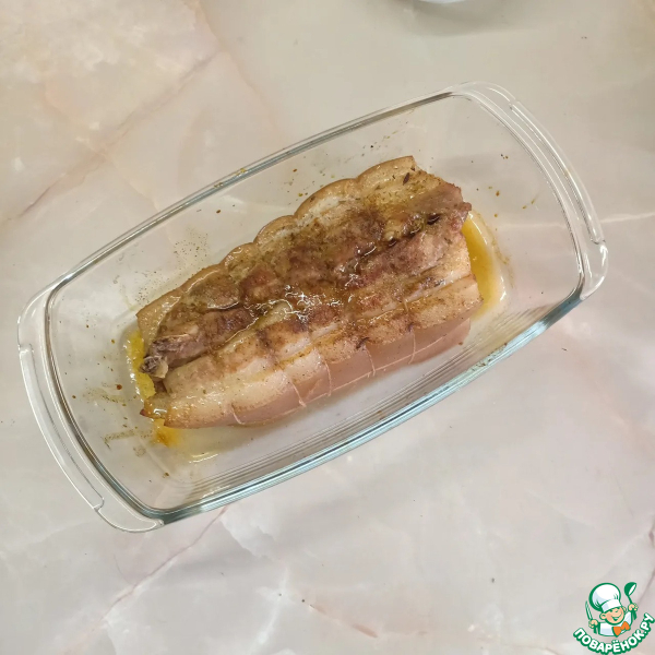 Домашняя грудинка, запеченная в фольге