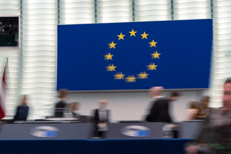 ЕС принял новый пакет санкций против энергетического сектора России