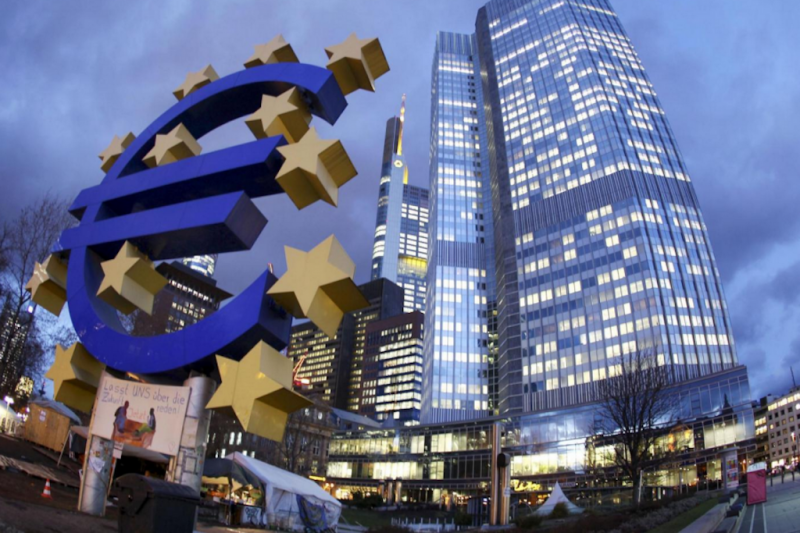 Европейский центробанк отказался гарантировать репарационный кредит для Украины