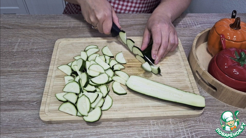 Фрикасе из цуккини и курицы