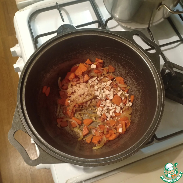 Гороховый крем-суп с копченостями