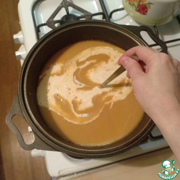 Гороховый крем-суп с копченостями