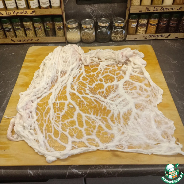 Говяжья печень в жировой сетке