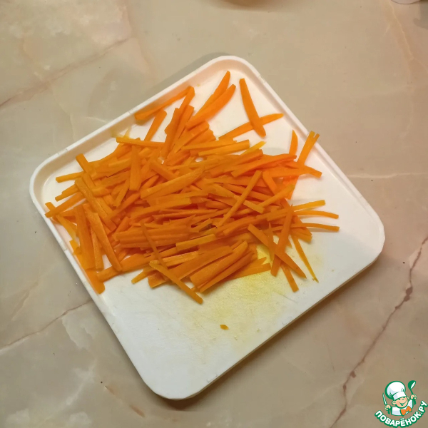 Гречневая лапша с говядиной и овощами