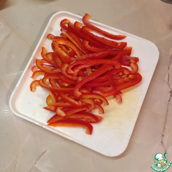 Гречневая лапша с говядиной и овощами