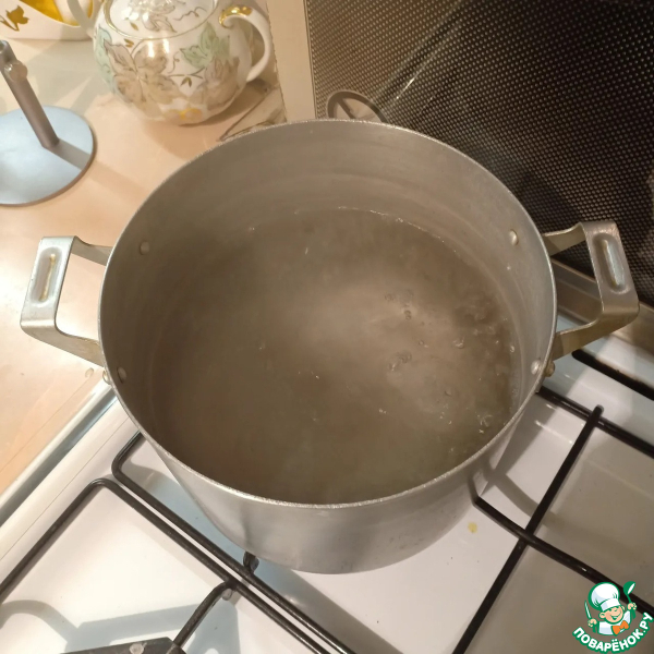 Гречневая лапша с говядиной и овощами