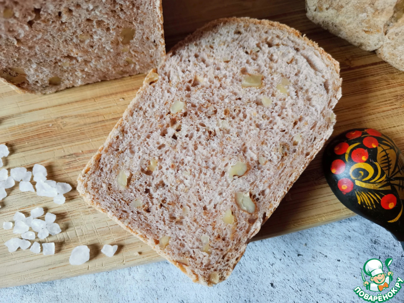 Хлеб с грецкими орехами