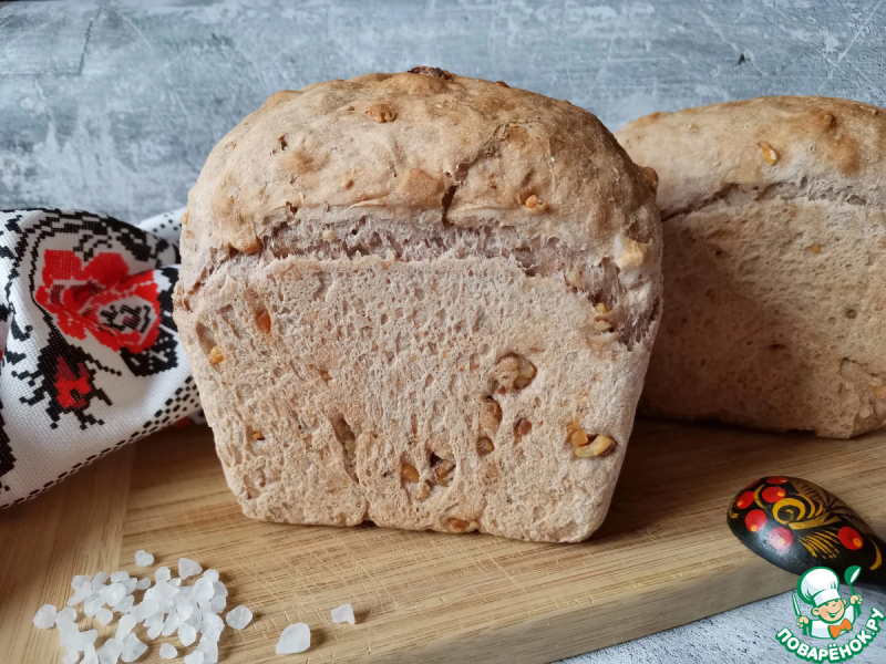 Хлеб с грецкими орехами