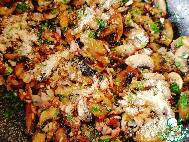 Хрустящие шампиньоны с беконом и чесноком