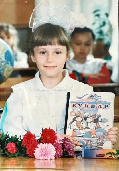 Их просто не узнать: как украинские актеры выглядели в школьные годы