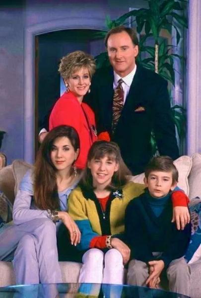 Их просто не узнать: какими были первые роли актеров, которые стали настоящими легендами