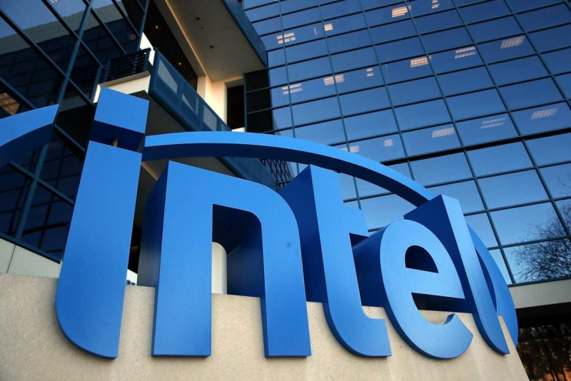 Intel блокирует в соцсети Х пользователей, которые спрашивают, «почему они помогают россиянам убивать украинцев»