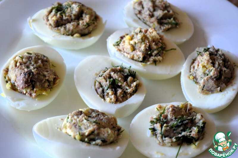 Яйца, фаршированные иваси