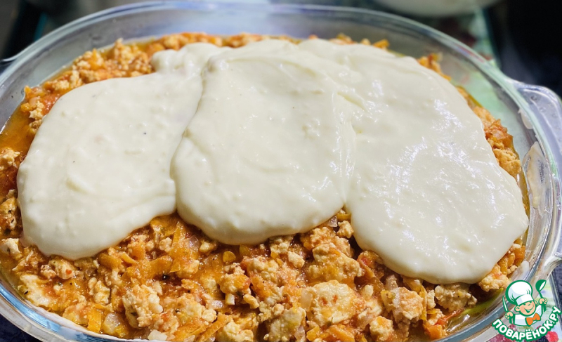 Кабачковая лазанья с фаршем и соусом бешамель