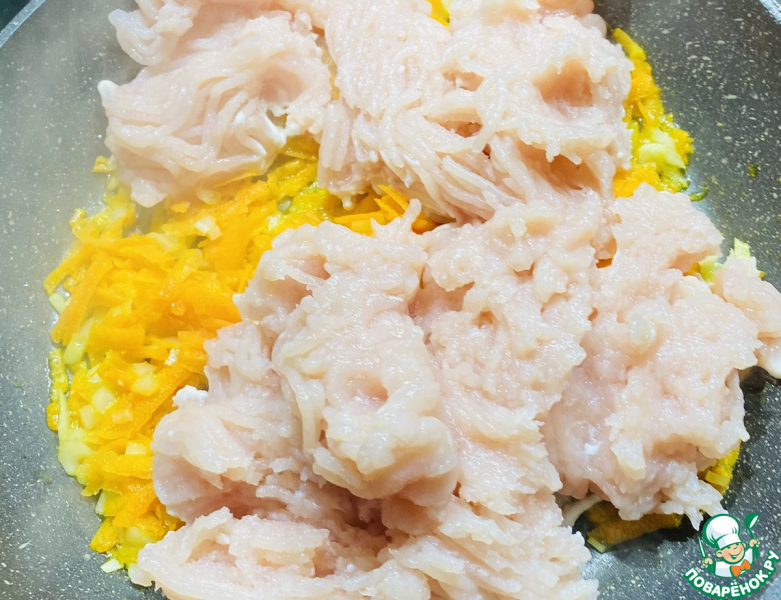 Кабачковая лазанья с фаршем и соусом бешамель