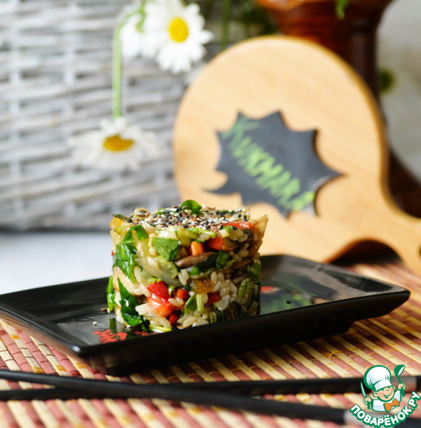 Китайский салат из шпината и риса