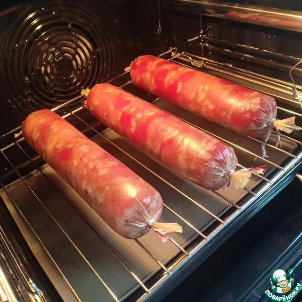 Колбаса рубленая из свинины и курицы