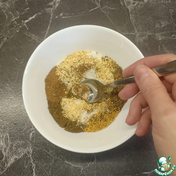 Колбаса рубленая из свинины и курицы