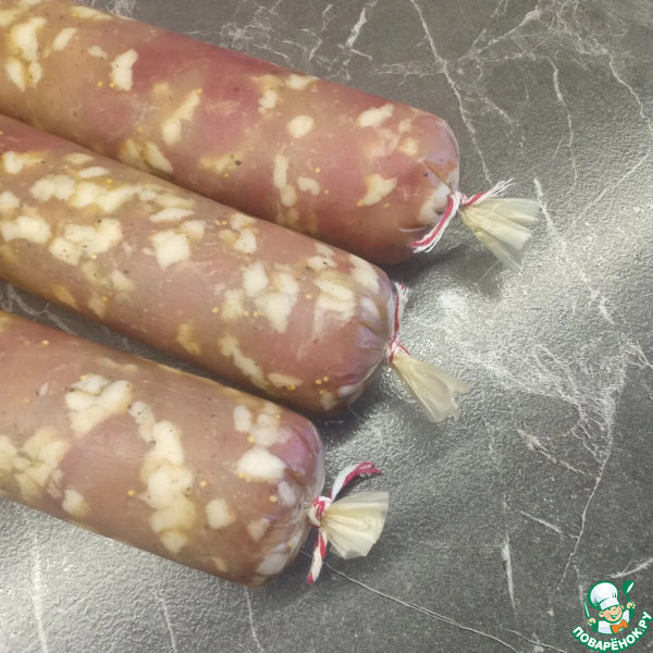 Колбаса рубленая из свинины и курицы