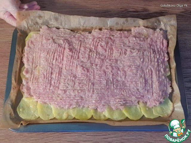 Котлетный фарш в картофельной чешуе
