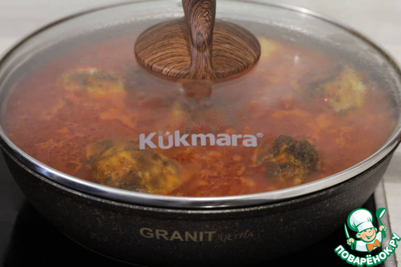 Курица с финиками