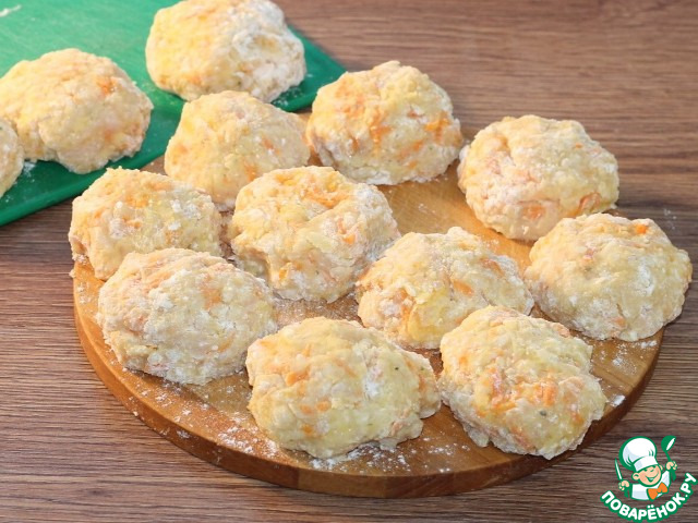 Куриные котлеты на кабачковой подушке