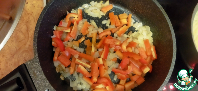 Лапша с курицей и грибами в соусе Терияки