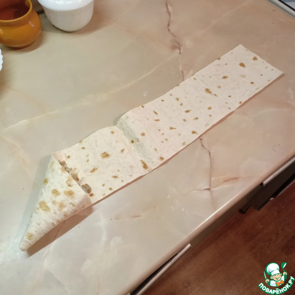 Лавашные пирожки с сыром, грибами, курицей