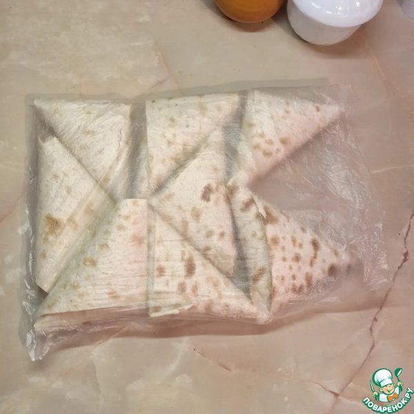 Лавашные пирожки с сыром, грибами, курицей