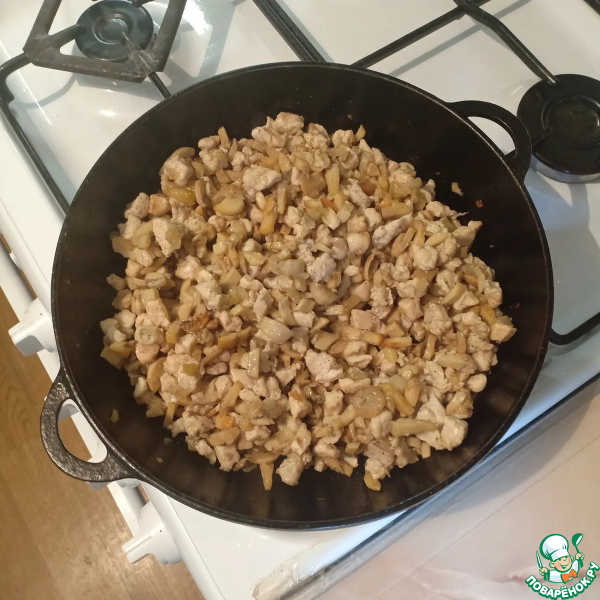 Лавашные пирожки с сыром, грибами, курицей